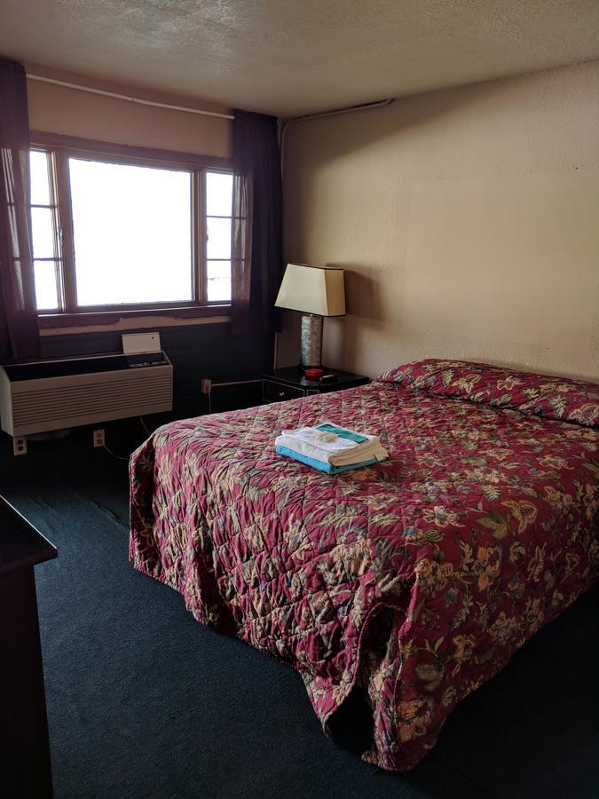 Model Motel Канкаки Экстерьер фото
